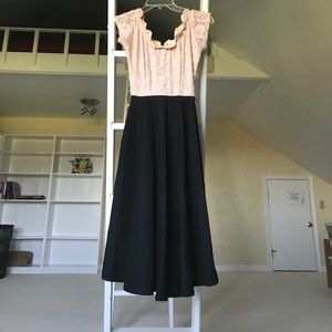 Modest Classic Vintage Dress