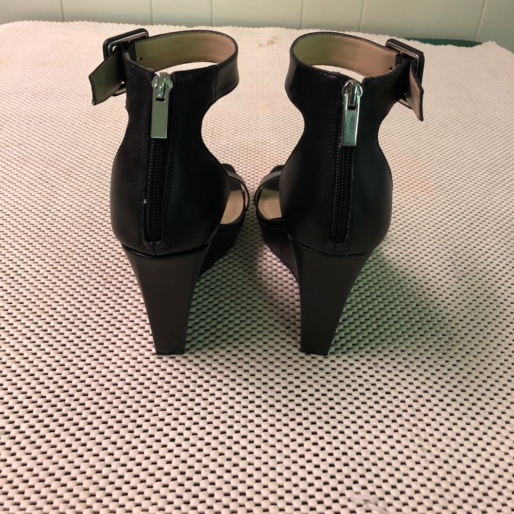 INC International Concept Sandal Wedge - Picture 3 of 6