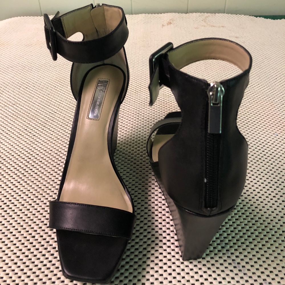 INC International Concept Sandal Wedge - Picture 6 of 6