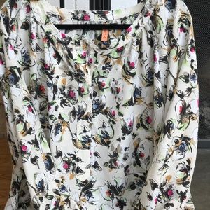 Long sleeve Paterson Kinkaid blouse!