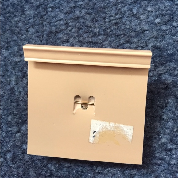 Pin - Picture 2 of 2