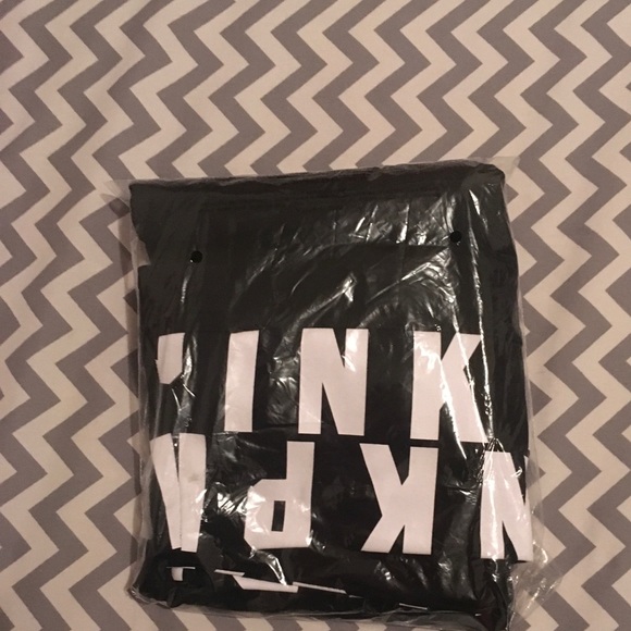 SIZE SMALL VS PINK HIGH WAIST LEGGINGS - Picture 4 of 4