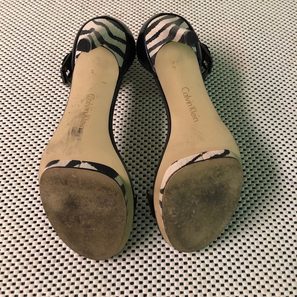 Calvin Klein Leopard/Black Sandals - Picture 4 of 4