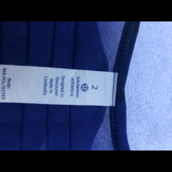 Size 2 tank Lululemon - Picture 2 of 6