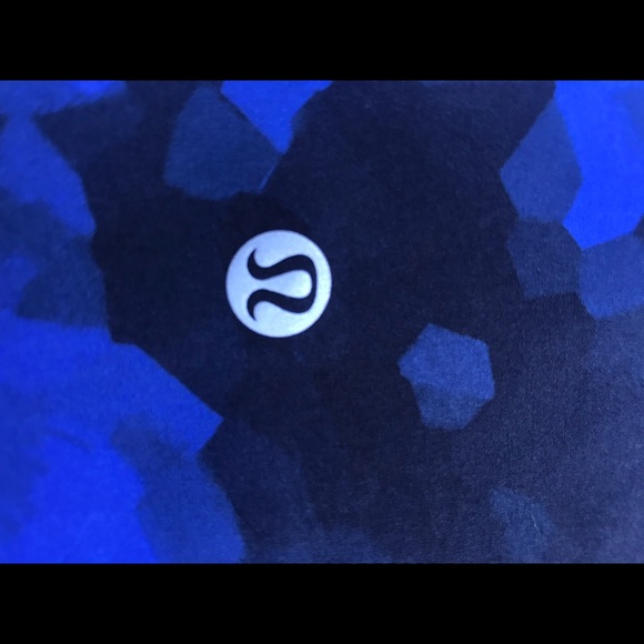 Size 2 tank Lululemon - Picture 4 of 6