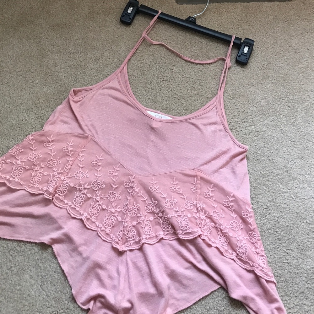Sun & Shadow Sharkbite Hem Pink Swing Tank, EUC.
