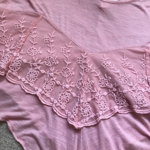 Sun & Shadow Sharkbite Hem Pink Swing Tank, EUC. - Picture 2 of 3