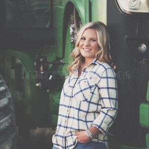 Meet your Posher, Zoe