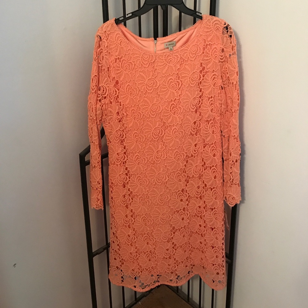 Women’s lace dress