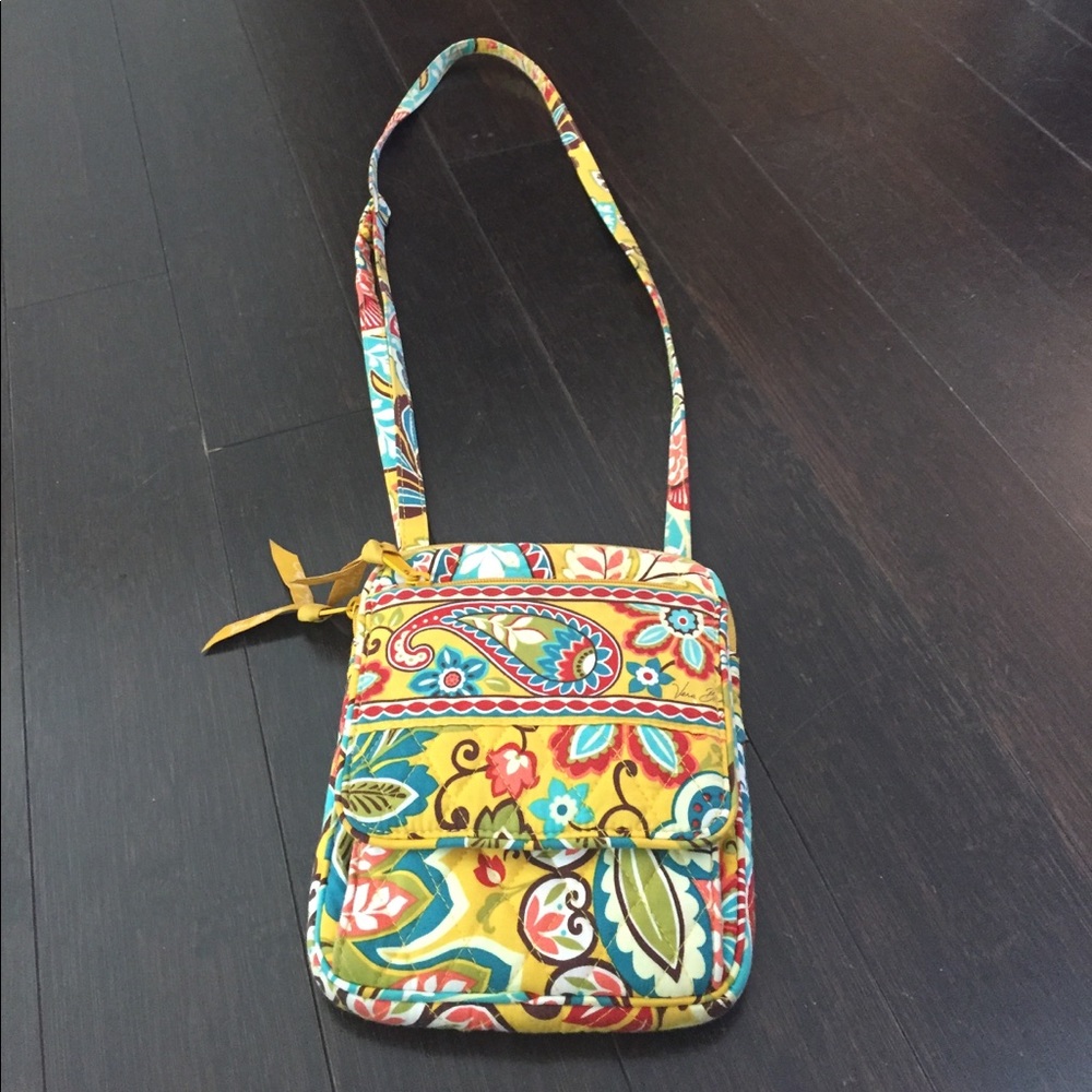 Vera bradley crossbody bag