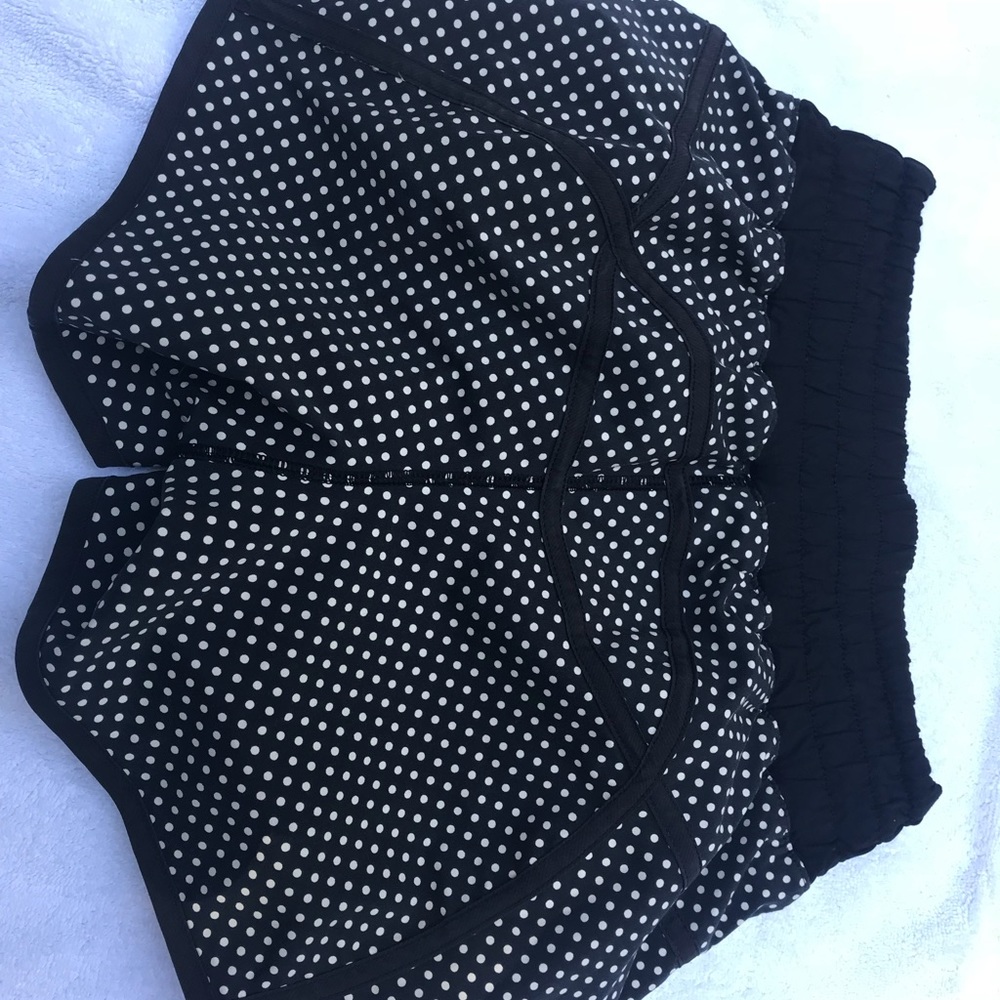 Size 4 polka dot trackers