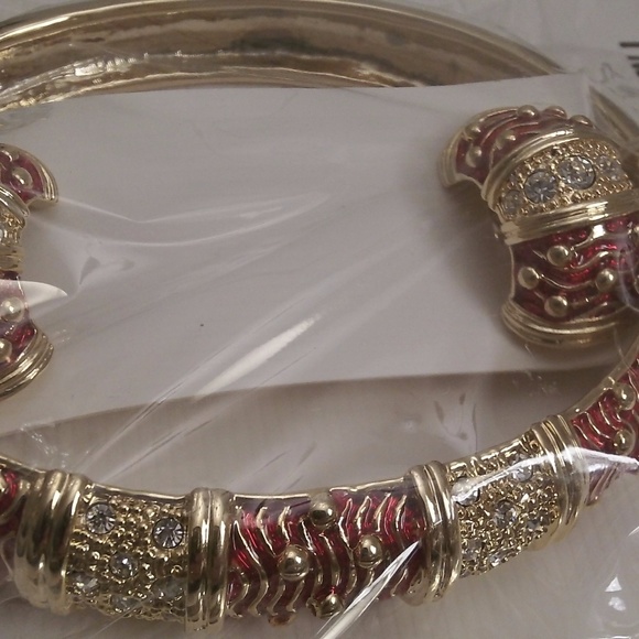 DESIGNER WHOLE SALE JEWERLY, NECKLACE, EARRINGS - Picture 5 of 8