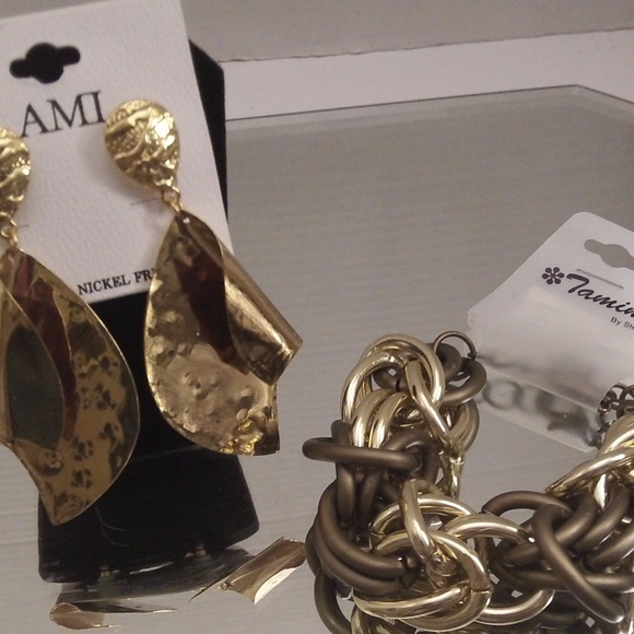 DESIGNER WHOLE SALE JEWERLY, NECKLACE, EARRINGS - Picture 6 of 8