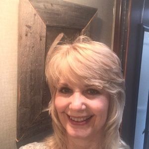 Meet your Posher, Georgia