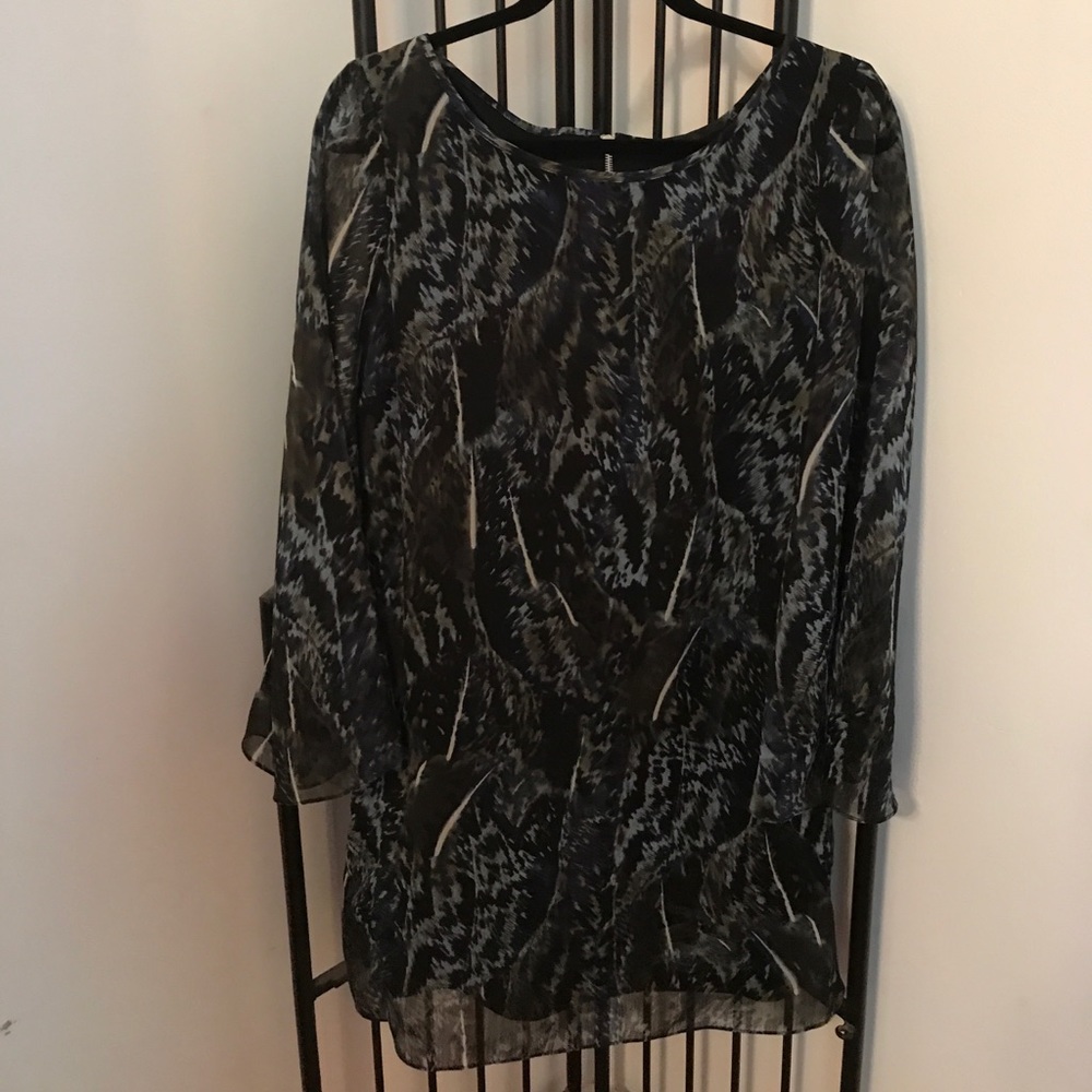 Women’s dress