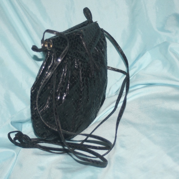 Judith Lieber black python cross body - Picture 2 of 8