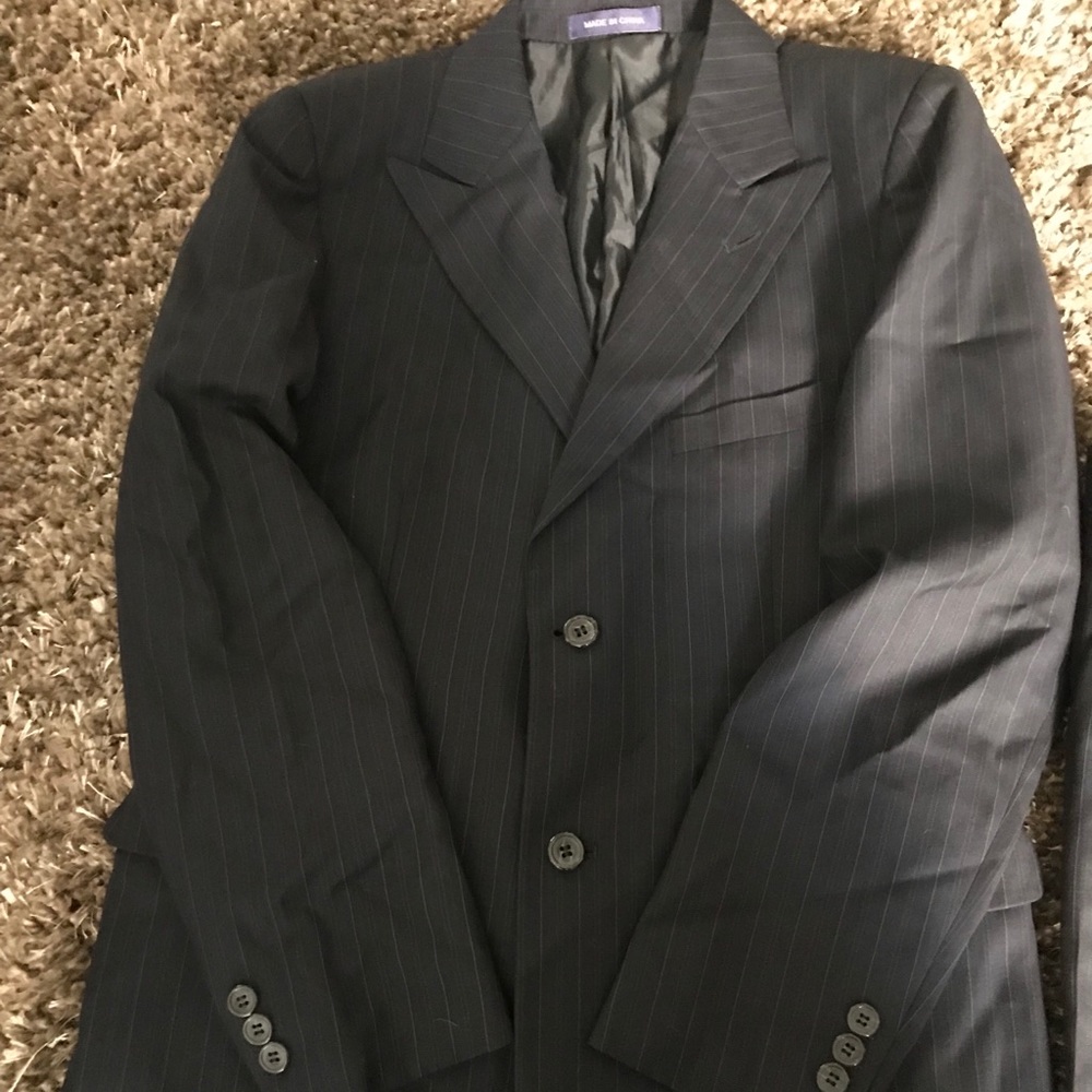 Boys 2 piece navy pinstripe suit, Size 16