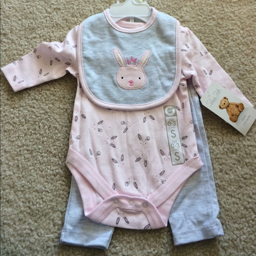 Pink and grey outfit and bib