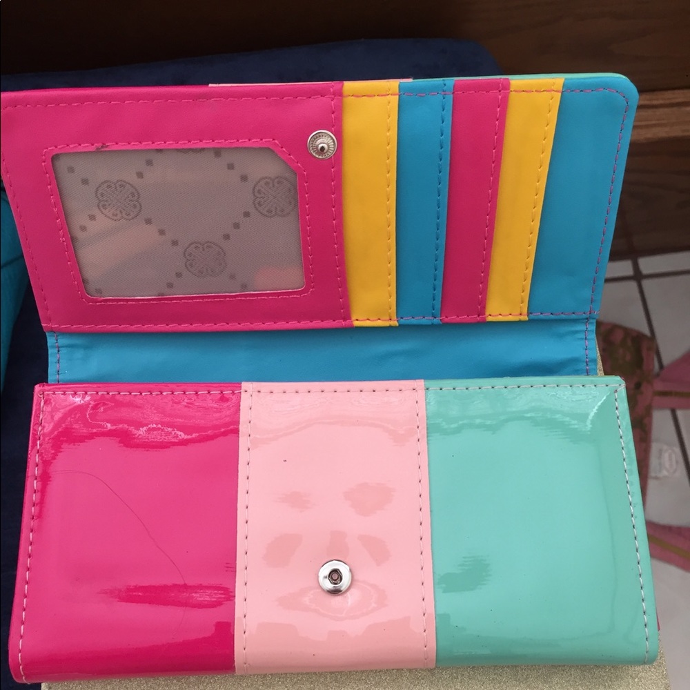 Colorful wallet 💕 - Picture 2 of 5