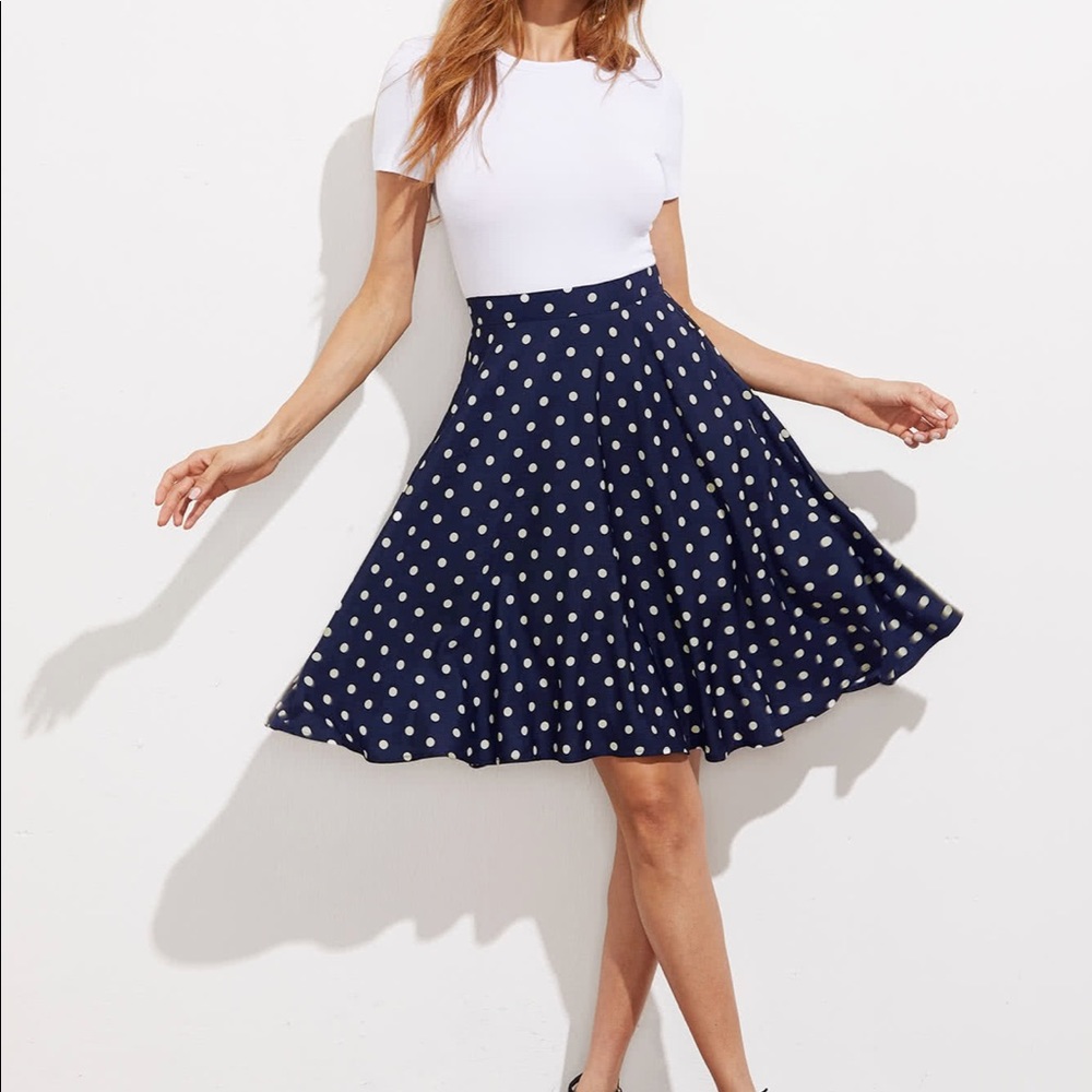 Pocket polka dot detailed skirt - Picture 1 of 7