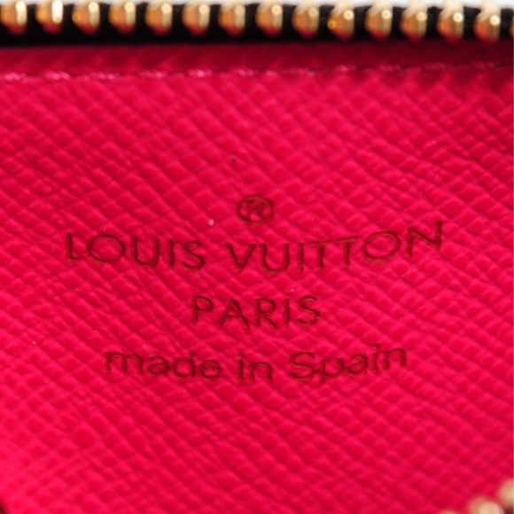 ❌SOLD❌ LOUIS VUITTON Mutlicolor Key Pouch - Picture 4 of 7