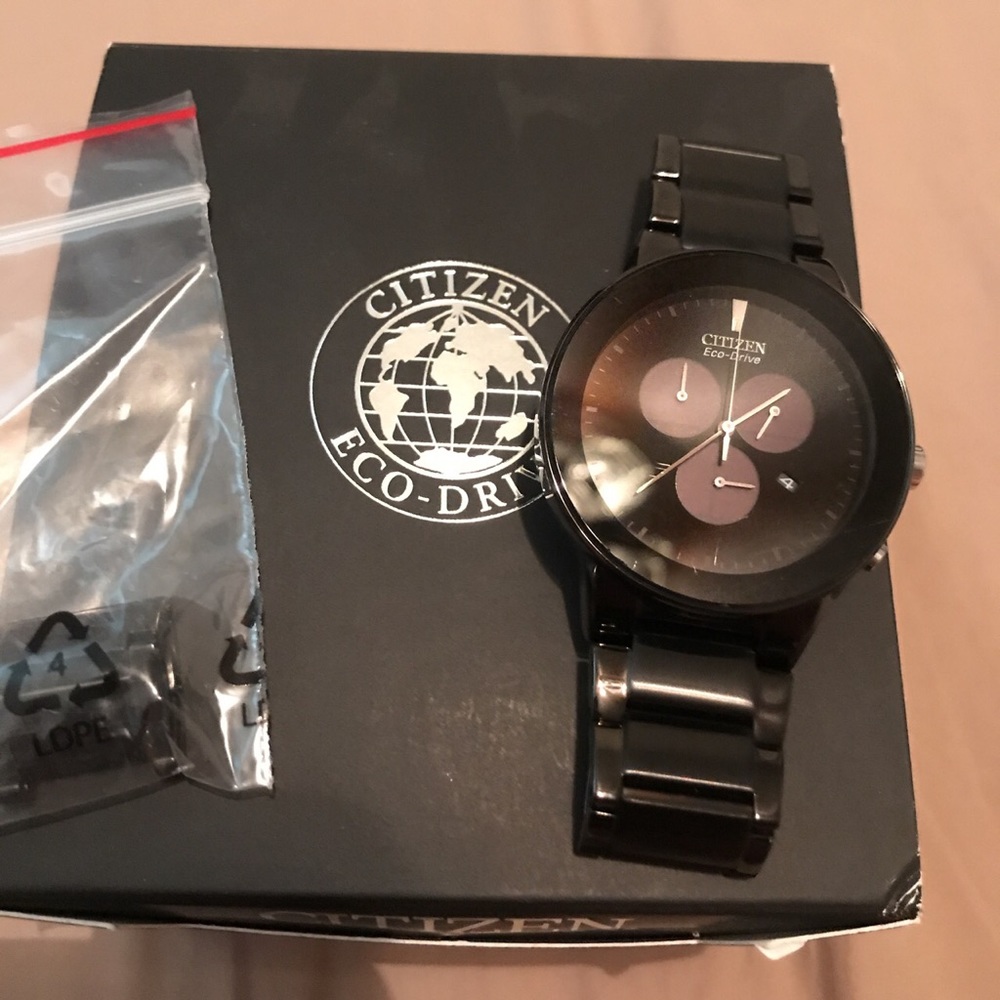 Citizen watch. Original $350 comes with everything