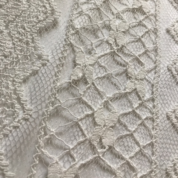 SOCIALIATE Boho White lace dress EUC - Picture 2 of 6