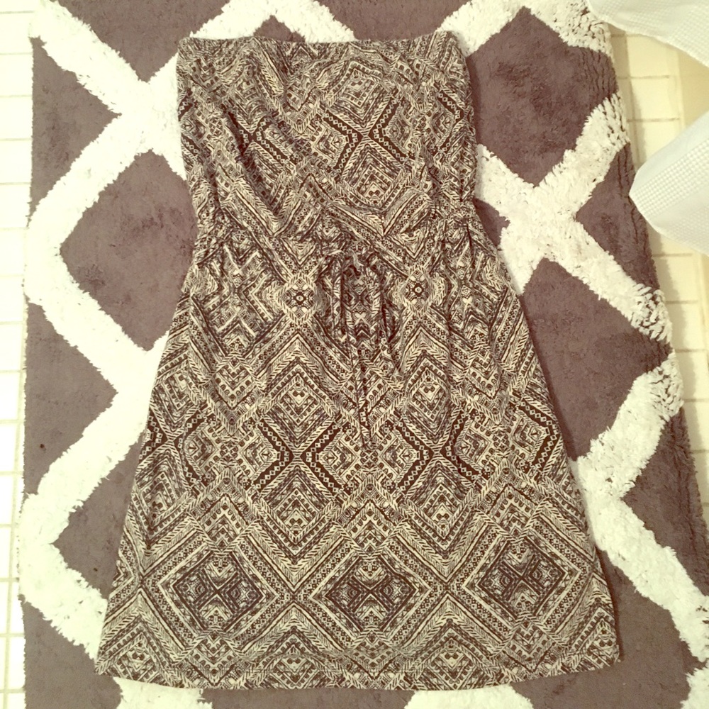 Tribal print strapless dress
