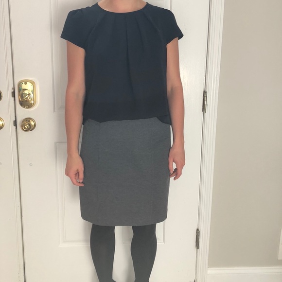 New York & Company Dresses & Skirts - Structured & Stretchy Gray Pencil Skirt New York & Company Dresses & Skirts - Structured & Stretchy Gray Pencil Skirt