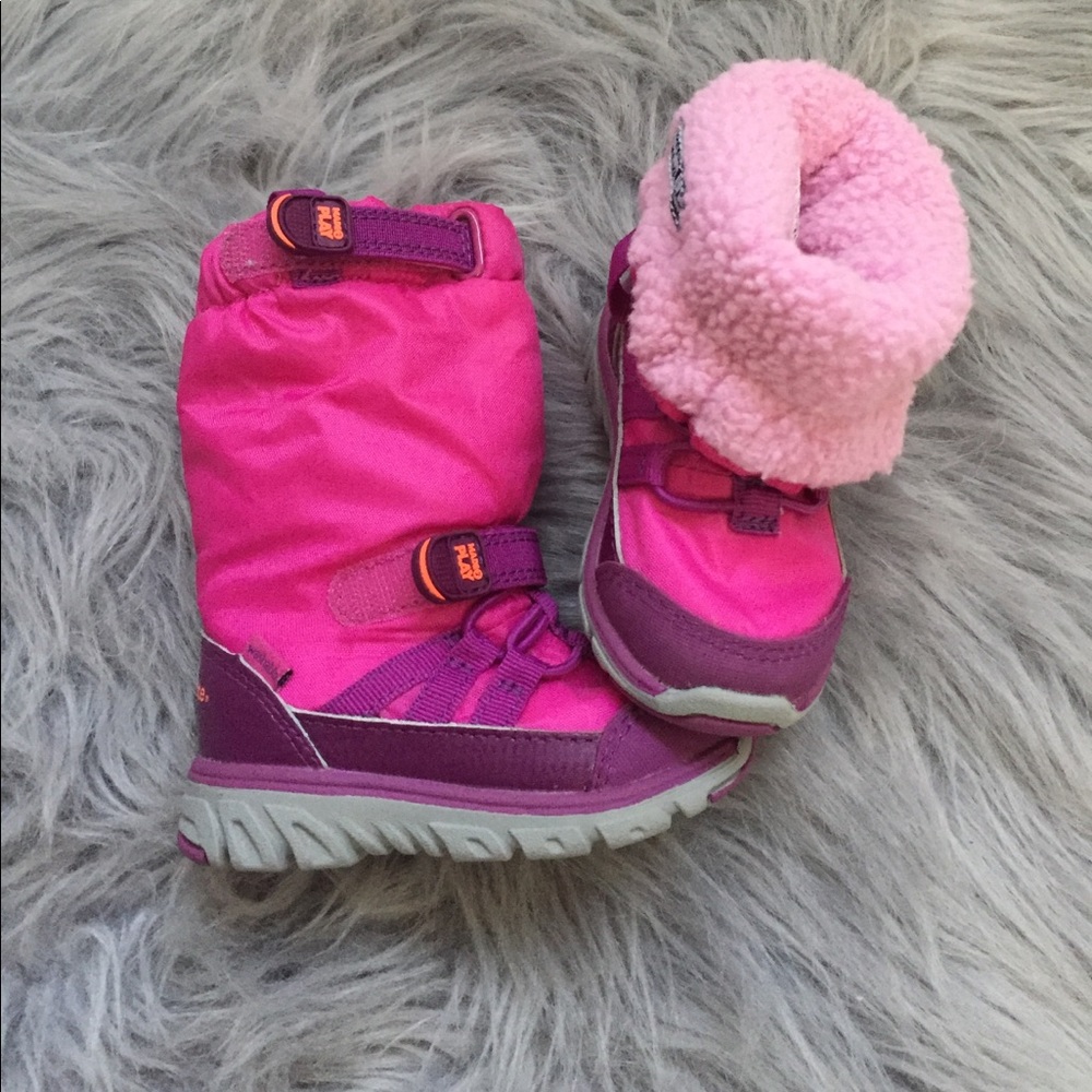 ❄️ Toddler girl, size 4 Snow Boots!