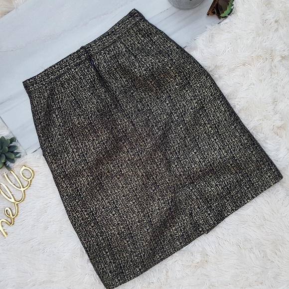 Tucker For Target Brocade Gold and Navy Skirt - Picture 6 of 7