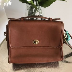 👜Coach Court - British Tan👜 👜Coach Court - British Tan👜