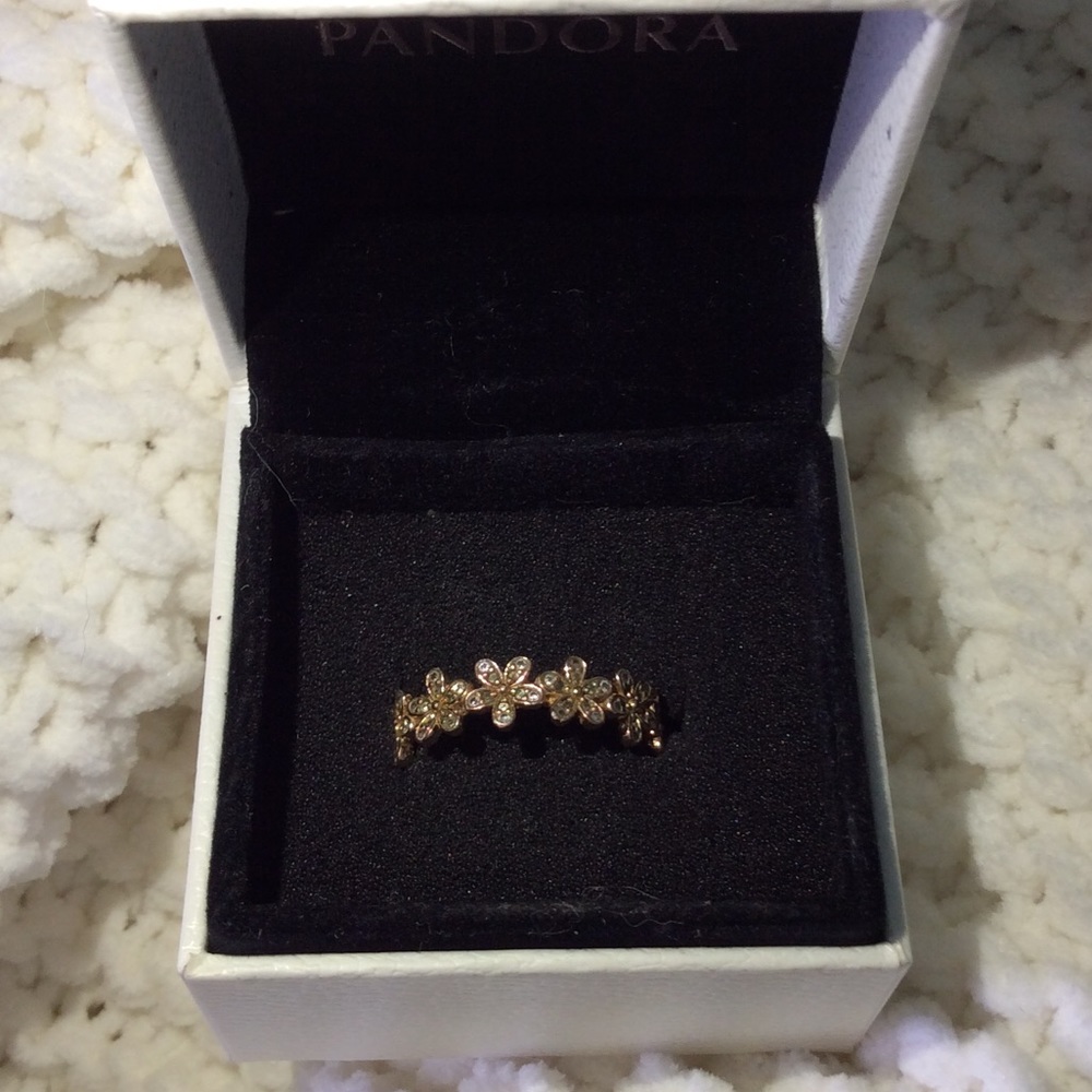 Pandora Dazzling Daisy Band