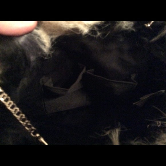 Mark Hair Raising Clutch - Picture 7 of 7