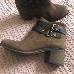 NWOT Franco Sarto brown Buckle suede booties!