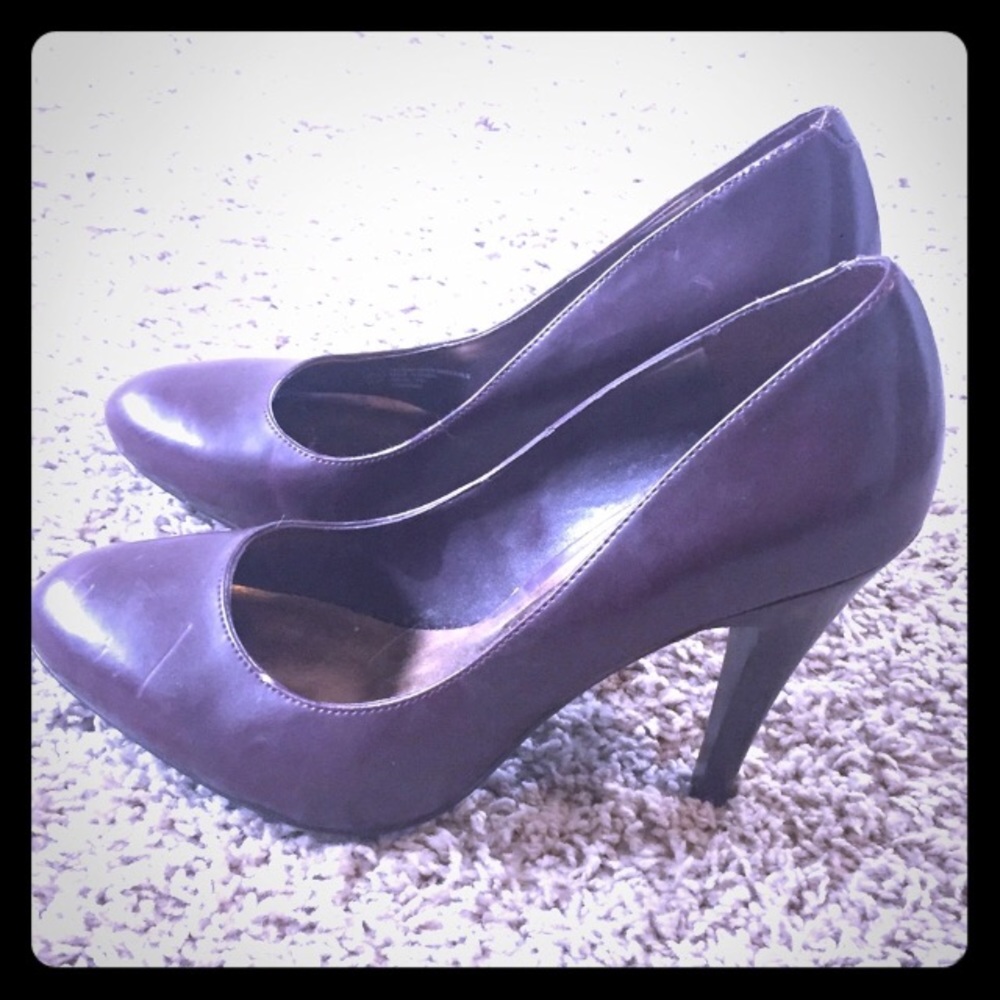 ❄️SALE❄️ Adorable Marona Pumps