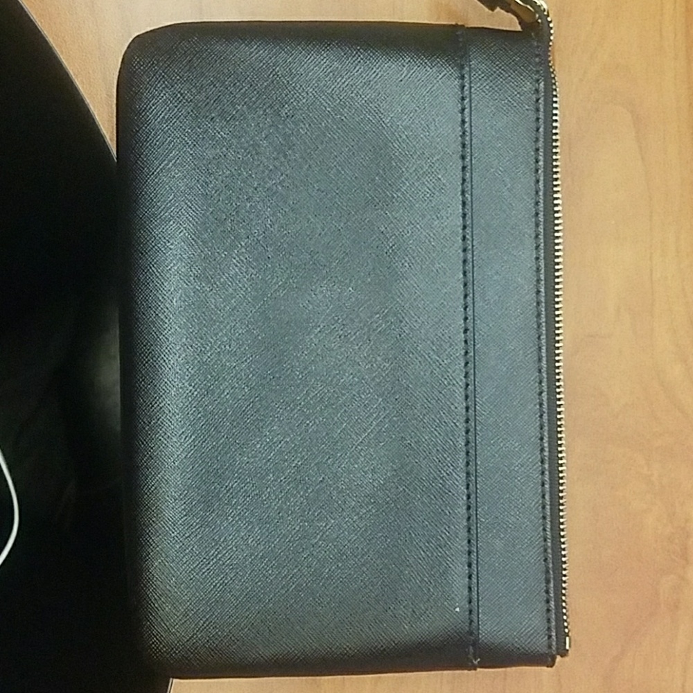 Tory Burch clutch - Picture 2 of 2