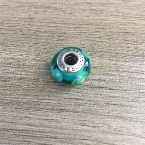 Authentic ✨ Pandora Charm - Picture 1 of 2