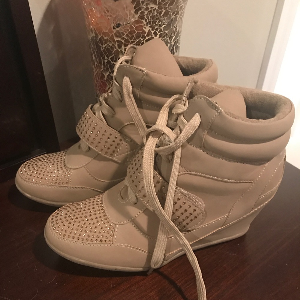 Wedge booties!! Beige with gold diamonds!