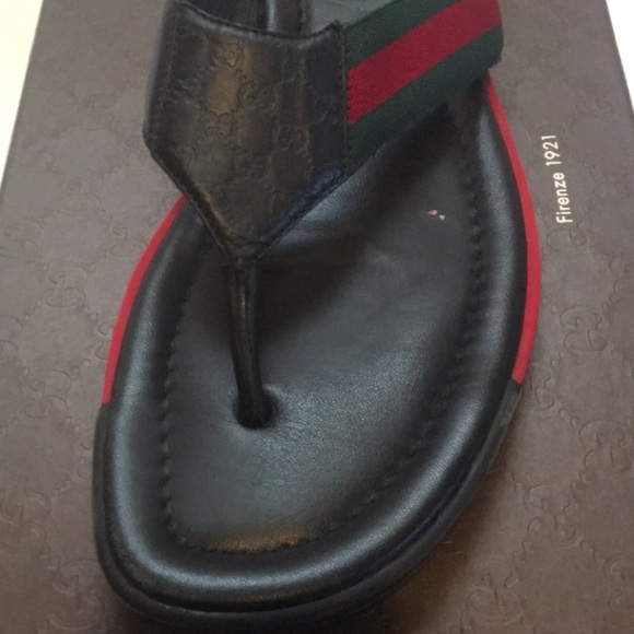 Authentic Gucci Flip Flops - Picture 7 of 8