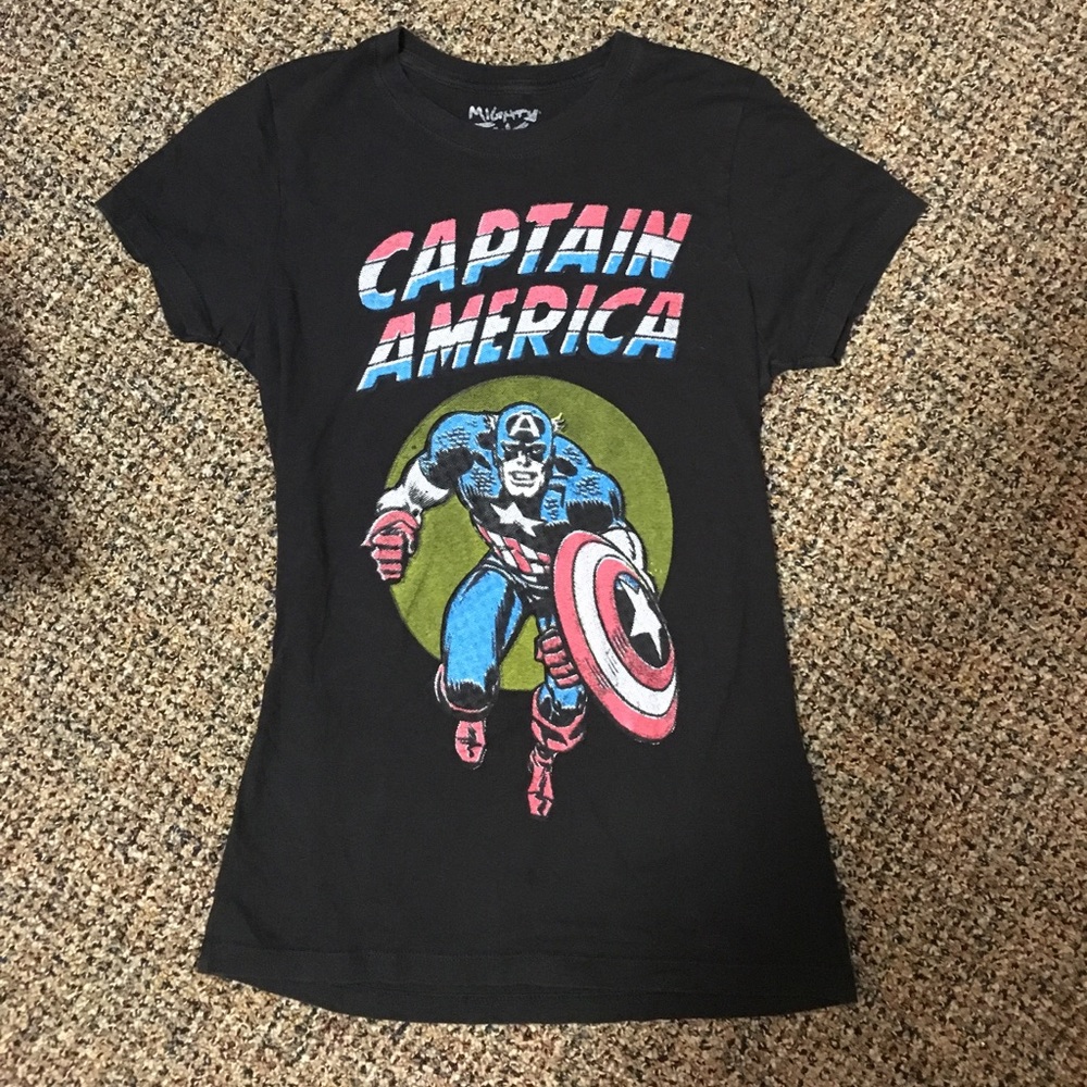 Captain America t shirt.