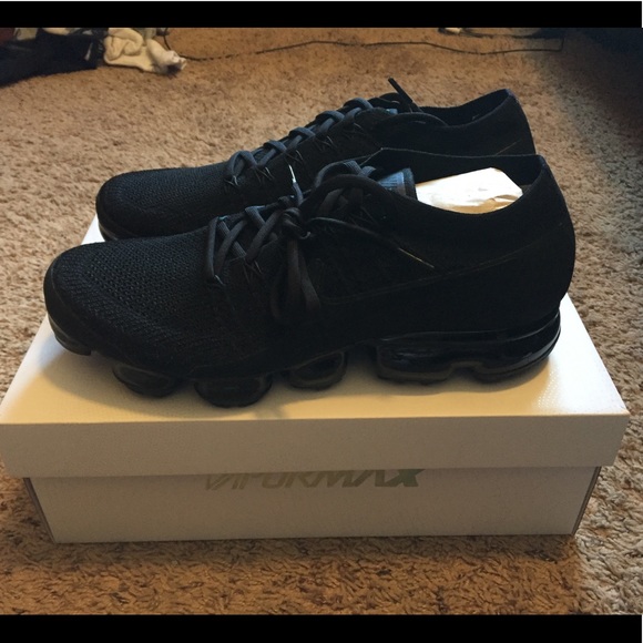 Nike VaporMax Flyknit - Never worn - size 11