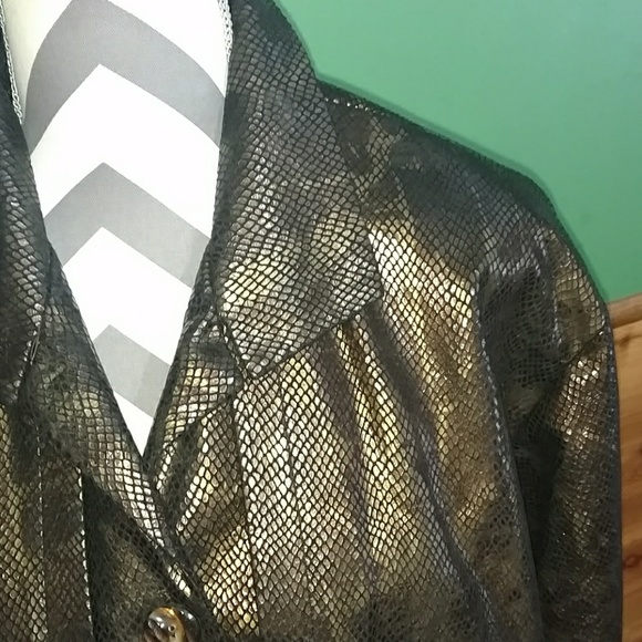 Sophia La Belle Trench Coat - Picture 2 of 5