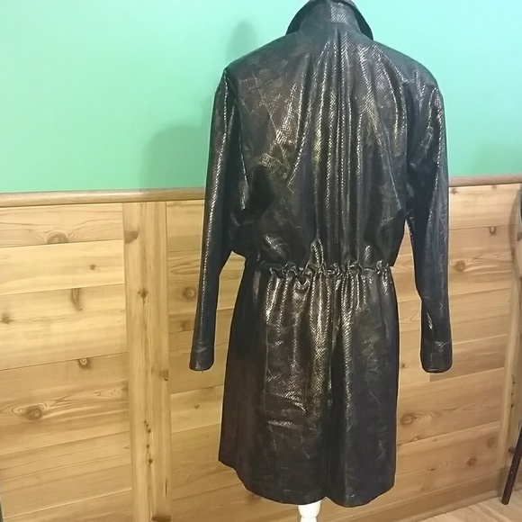 Sophia La Belle Trench Coat - Picture 3 of 5