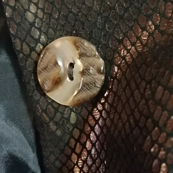 Sophia La Belle Trench Coat - Picture 5 of 5