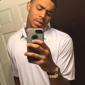 Meet your Posher, Garrison