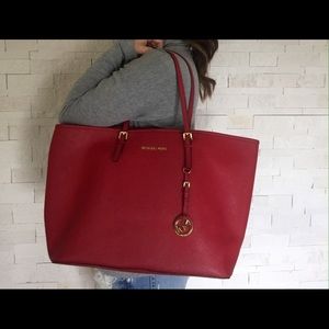 Michael Kors Saffiano Leather Jet Set Travel Tote