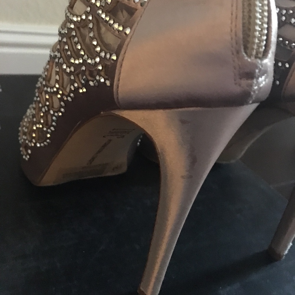 INC international concepts sandals - Picture 5 of 6
