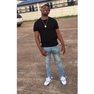 Meet your Posher, Dequon