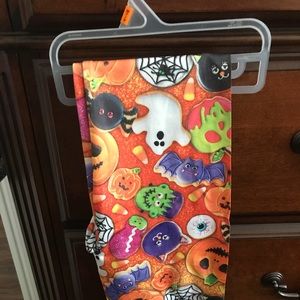 HALLOWEEN LEGGINGS.  NWOT